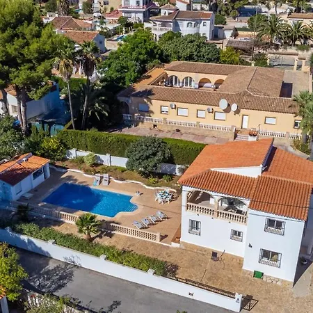 Watsi - Plusholidays Casas de Torrat