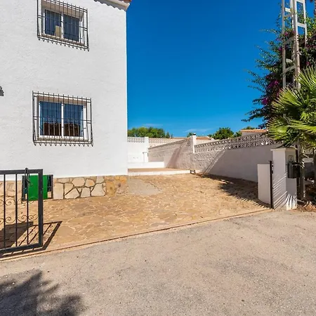 Watsi - Plusholidays Casas de Torrat