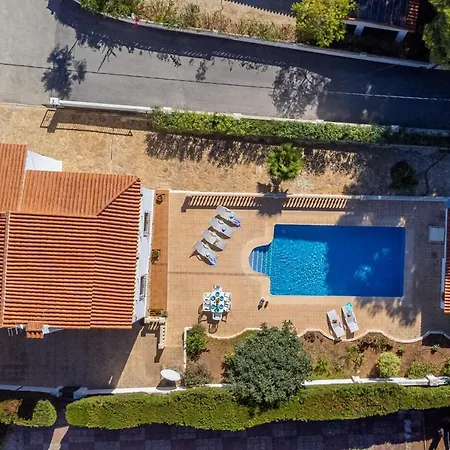 Watsi - Plusholidays Villa