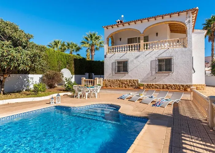 Watsi - Plusholidays *