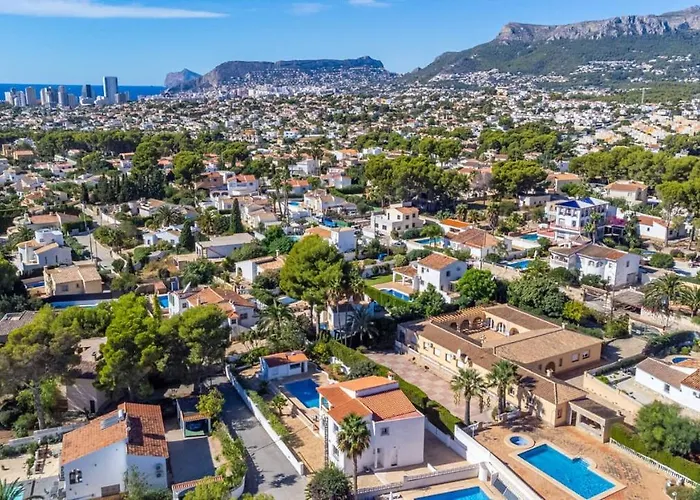 Villa Watsi - Plusholidays Casas de Torrat